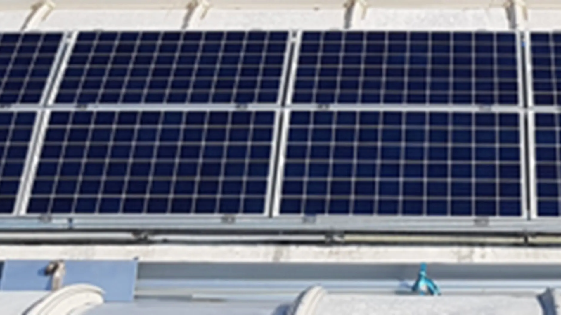Nuovo decreto per l’incentivazione degli impianti a fonte rinnovabile Impianto fotovoltaico progettato da CED INGEGNERIA conforme al Nuovo decreto per l’incentivazione degli impianti a fonte rinnovabile